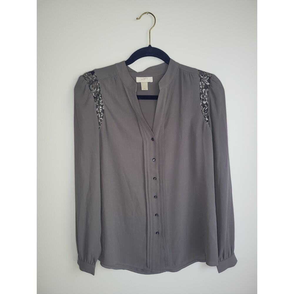 LOFT Gray Sparkle Lace Shoulder Pleated Blouse V-Neck Long Sleeve Top XS